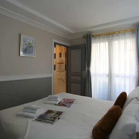 Triplex 250m² 6ch - Clim - Très Spacieux -