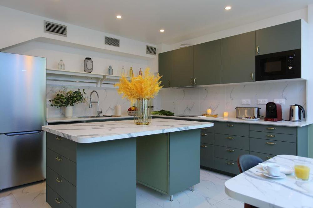 Triplex 250m² 6ch - Clim - Tres Spacieux - Parigi